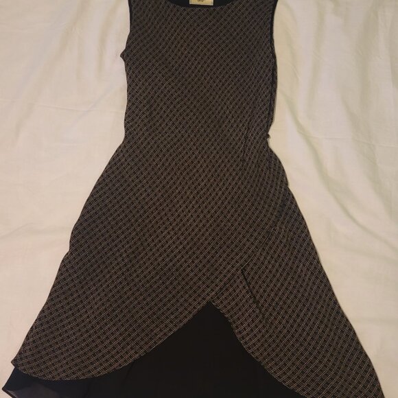 Max Studio Dresses & Skirts - After 5p Women's knee length dress, size 4